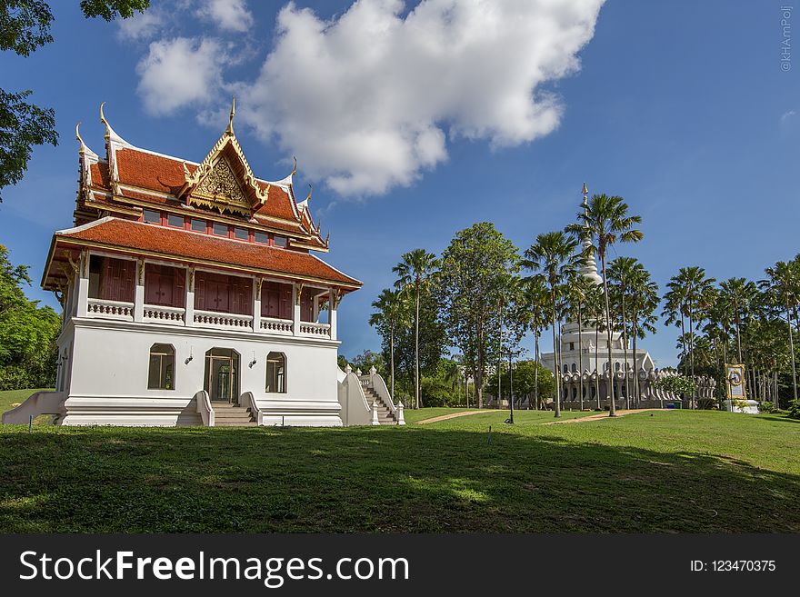 Sky, Landmark, Estate, Historic Site