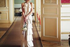 Luxury Bride In Vintage Dress With Bouquet Posing In Luxury Hotel Room In Morning. Happy Wedding Couple, Sensual Romantic Moment Royalty Free Stock Images Luxury Bride In Vintage Dress With Bouquet Posing In Luxury Hotel Room In Morning. Happy Wedding Couple, Sensual Romantic Moment Royalty Free Stock Images