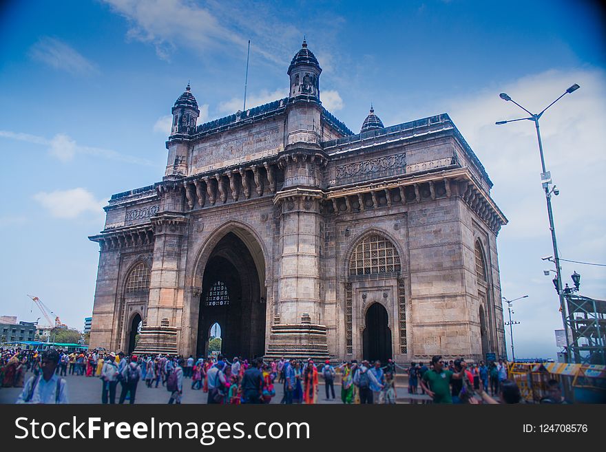 Landmark, Sky, Tourist Attraction, Building