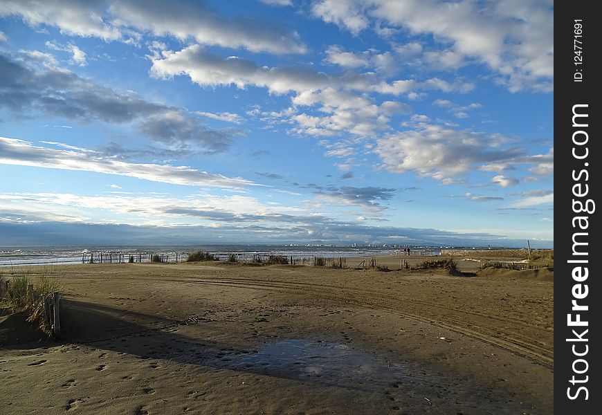 Sky, Cloud, Horizon, Shore