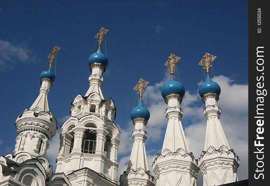 Domes orthodox churches in Moscow