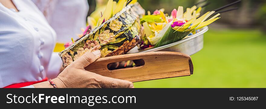 Balinese Hindu Offerings Called Canang. Canang sari is one of the daily offerings made by Balinese Hindus to thank the Sang Hyang