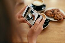 Food Photo On Mobile Phone In Cafe Royalty Free Stock Photos Food Photo On Mobile Phone In Cafe Royalty Free Stock Photos