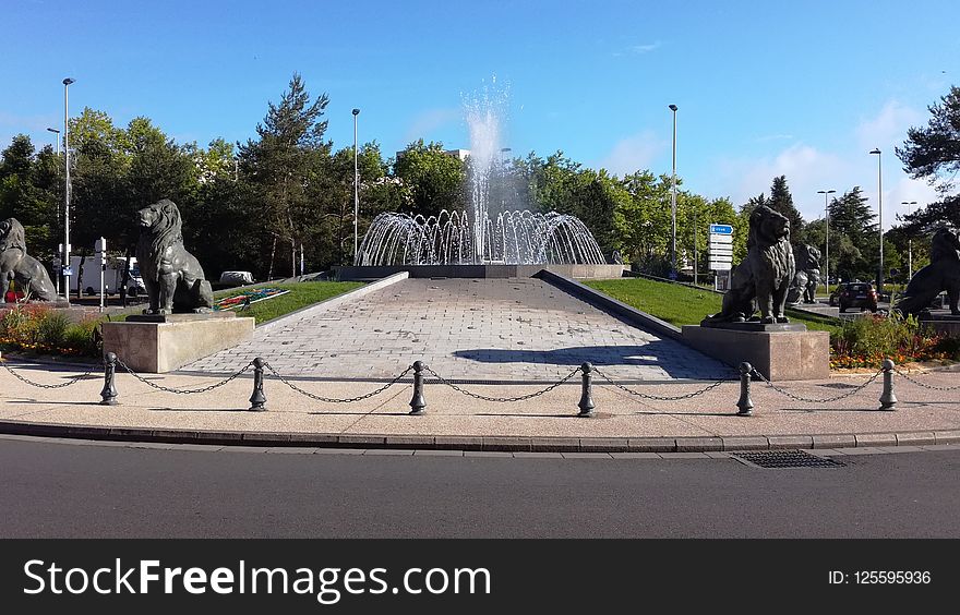 Plaza, Town Square, Fountain, Monument