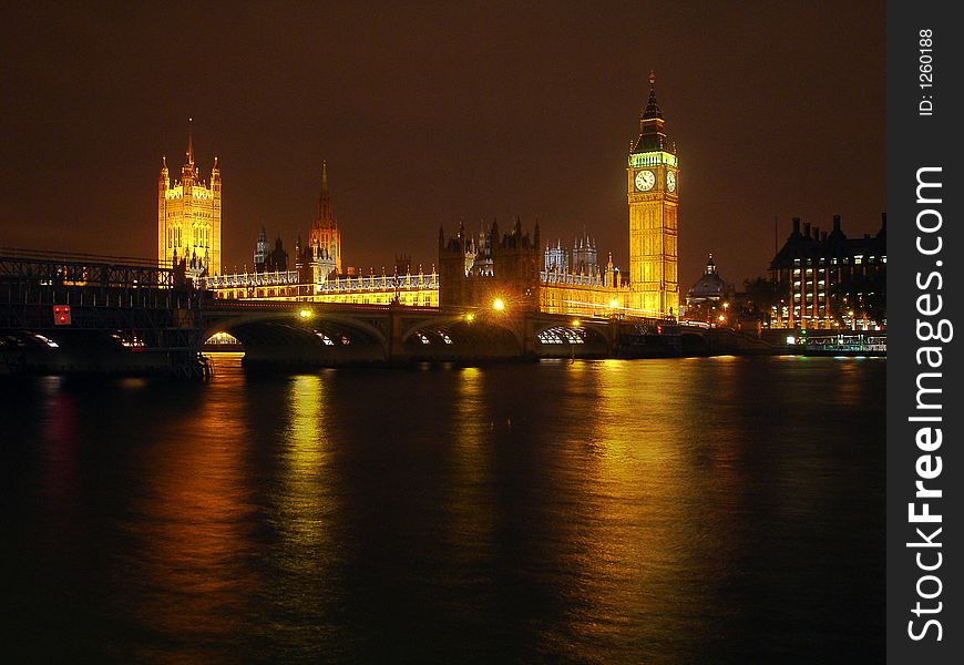 The UK Parliamentl Westminster Bridge and the River Thames, London at night. The UK Parliamentl Westminster Bridge and the River Thames, London at night