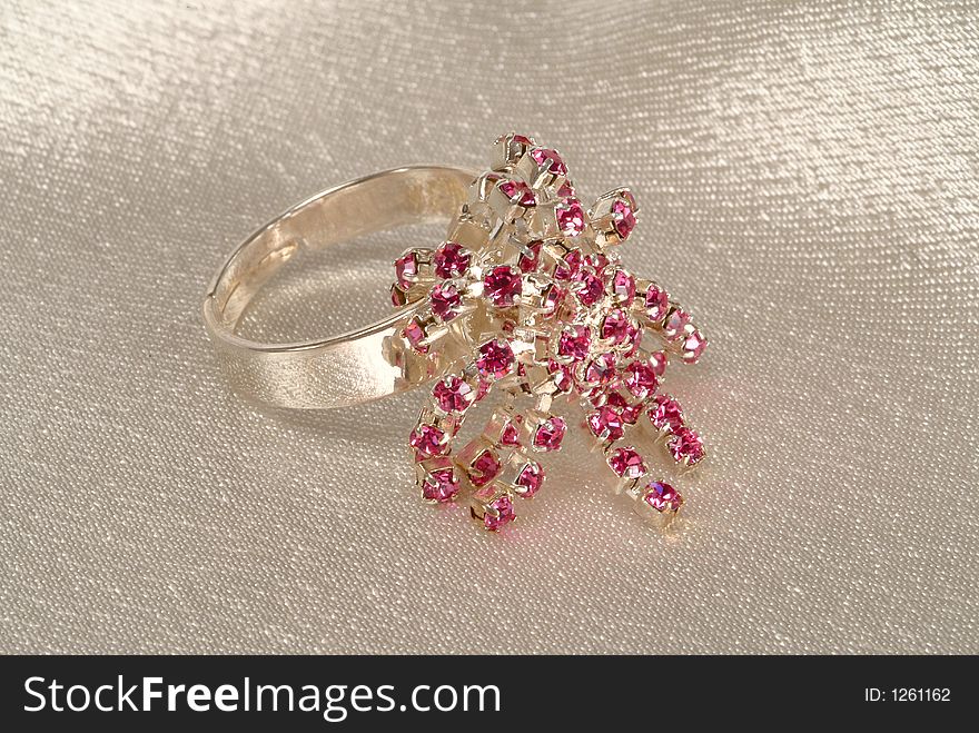 Bijouterie ring with lots of rubies