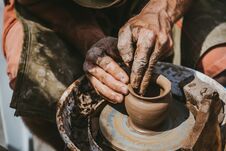 Master Hands Makes A Pot Of Clay. Master Class Is Held In Nature, Close-up Stock Images
