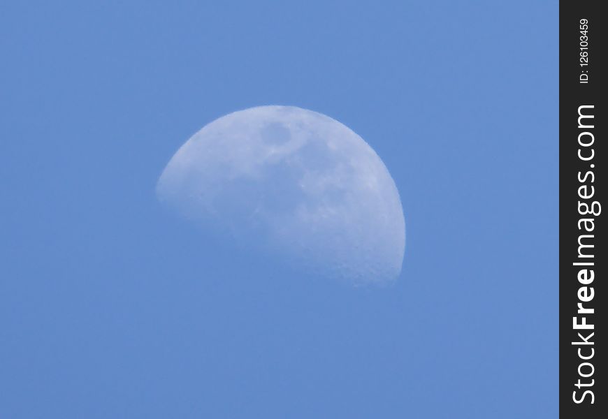 Sky, Daytime, Atmosphere, Moon