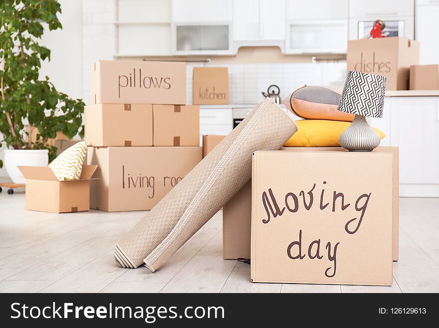 110+ Moving boxes Free Stock Photos StockFreeImages