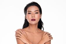 Young Asian Woman With Clean Skin Of The Face Royalty Free Stock Images