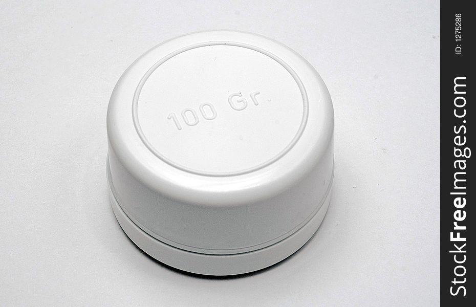 White box with 100 gr logo on white background. White box with 100 gr logo on white background