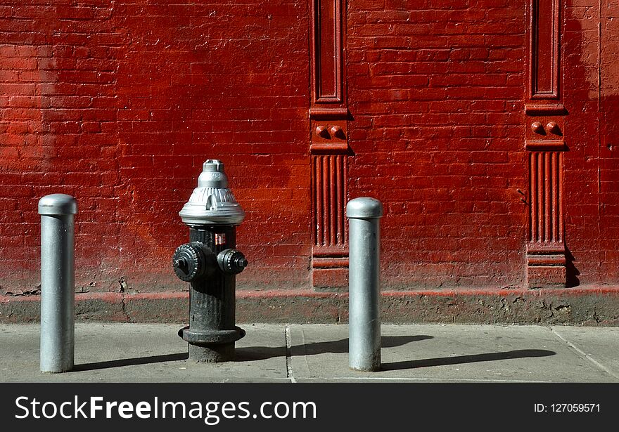 Street view in Chinatown, Manhattan, New York City, USA. Street view in Chinatown, Manhattan, New York City, USA.