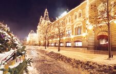 Winter Moscow At Night. Festive Decorations On Red Square Near GUM. City Is Illuminated Glowing And Shining Lights Royalty Free Stock Images