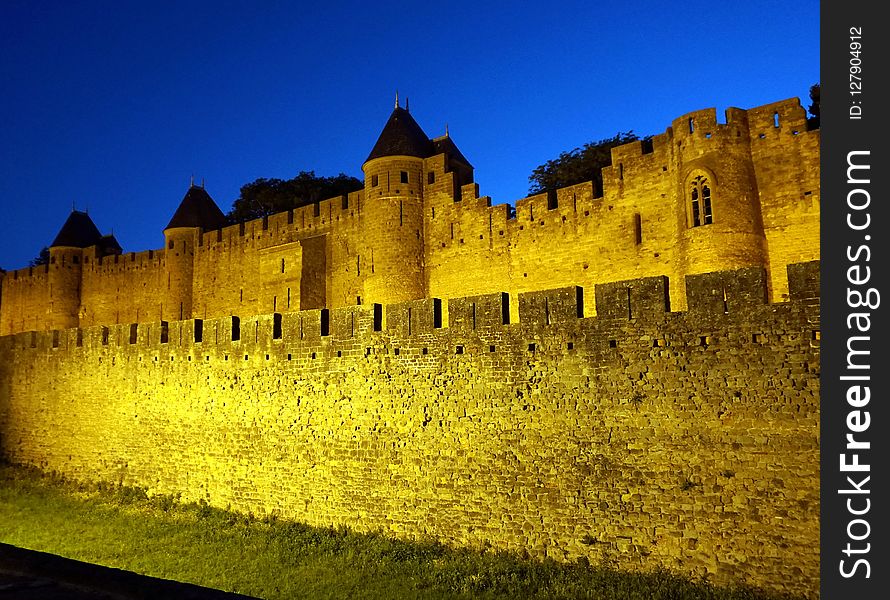 Historic Site, Landmark, Yellow, Sky