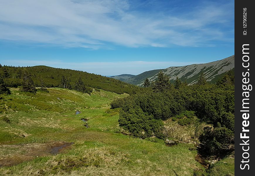 Highland, Vegetation, Sky, Wilderness