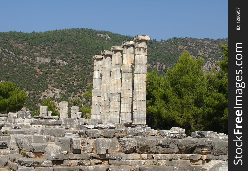 Columns of the afina temple. Columns of the afina temple