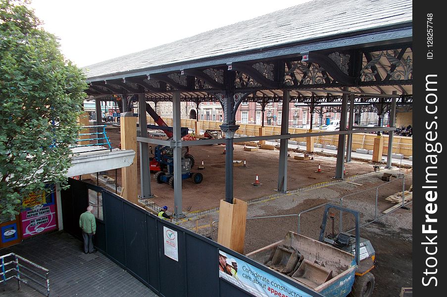 Structure, Roof, Vehicle, Outdoor Structure