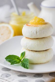 Cheesecakes On Rice Flour With Lemon Kurd For Breakfast Royalty Free Stock Photography