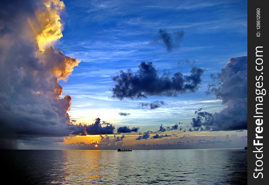 Sky, Horizon, Sea, Geological Phenomenon