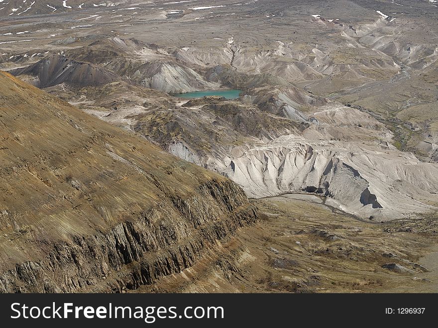 Region of Mount St' Helens Volcano covered by dust