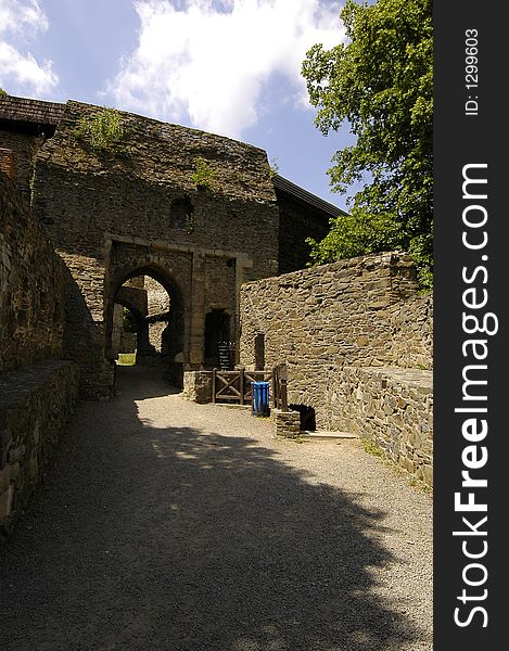 Walkway arch at Helfstejn castle in the Czech Republic. Walkway arch at Helfstejn castle in the Czech Republic.