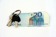 Keys Over Banknote Royalty Free Stock Photography