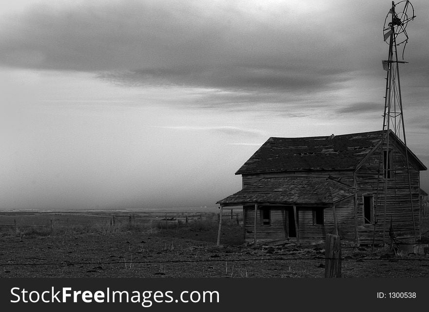Abandoned farm house in the pan-handle of Nebraska. Abandoned farm house in the pan-handle of Nebraska