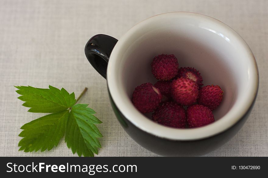 Fruit, Strawberry, Berry, Cup