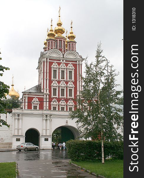 Novodevichy Convent. The Gateway Transfiguration Church. Novodevichy Convent. The Gateway Transfiguration Church