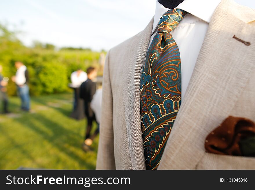 Complete luxury suit sets for men