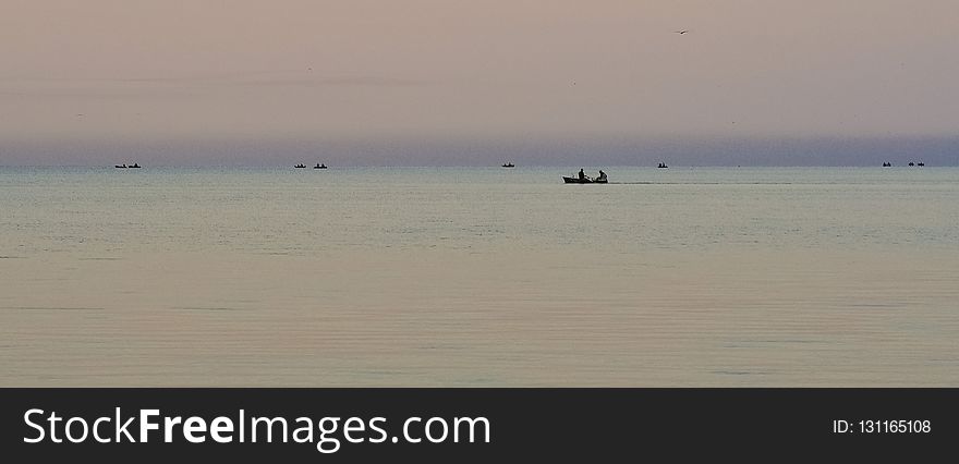 Sea, Horizon, Coastal And Oceanic Landforms, Sky