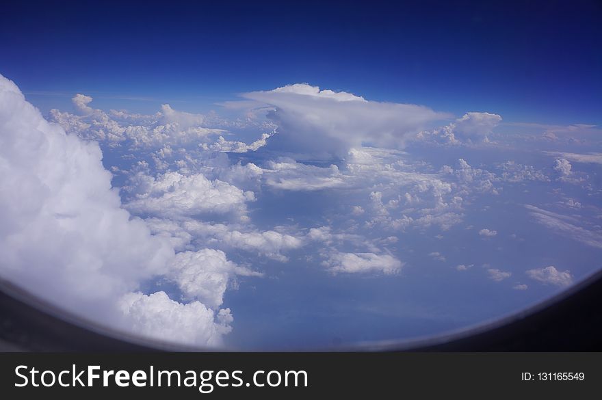 Sky, Cloud, Atmosphere, Daytime