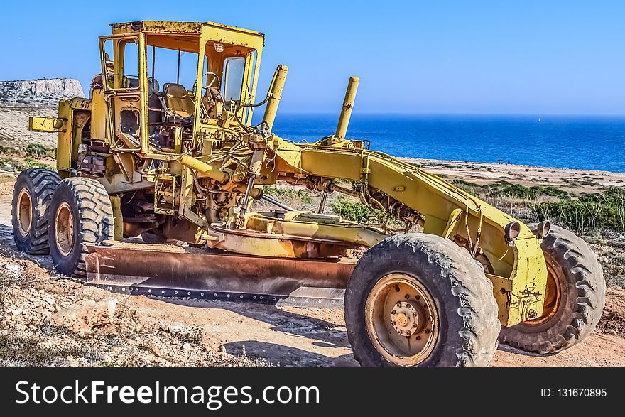 Bulldozer, Construction Equipment, Vehicle, Tractor