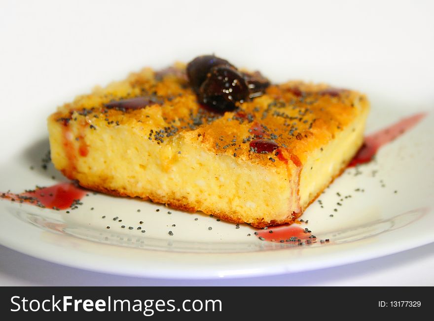 Cheese pie slice with jam