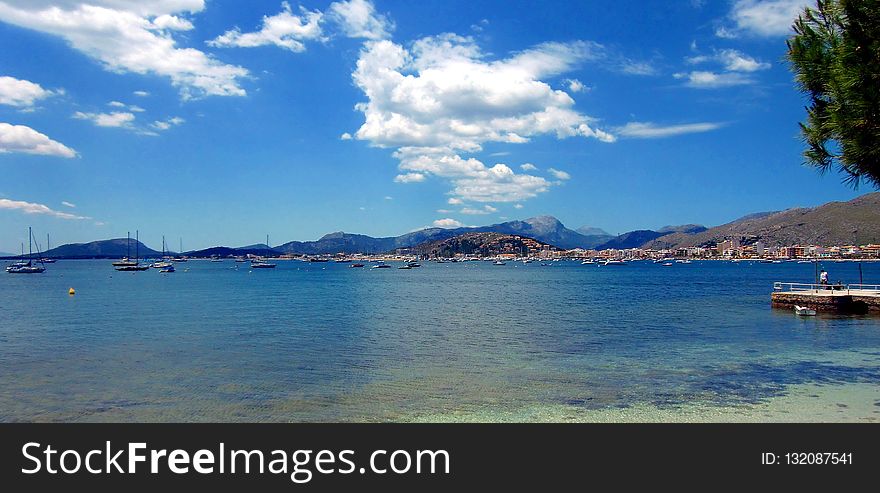 Sea, Coastal And Oceanic Landforms, Sky, Body Of Water