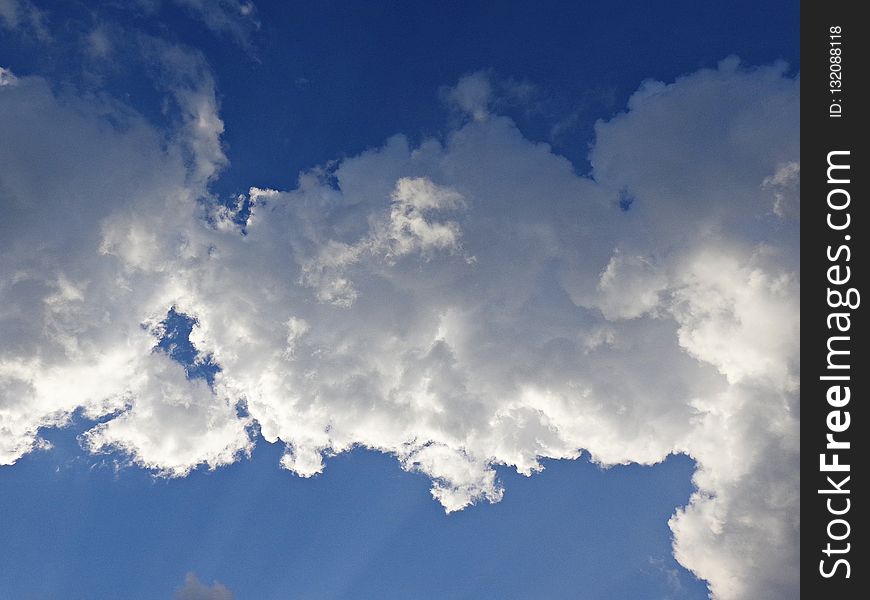 Sky, Cloud, Daytime, Blue