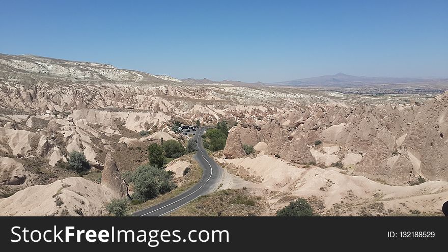 Badlands, Mountainous Landforms, Valley, Wadi