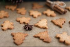Gingerbread Cookies With Spices. Gingerbread Cookie Man And Christmas Trees Royalty Free Stock Image