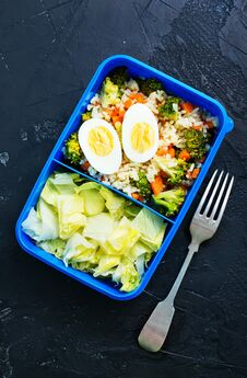 Food In Lunch Box Royalty Free Stock Photos