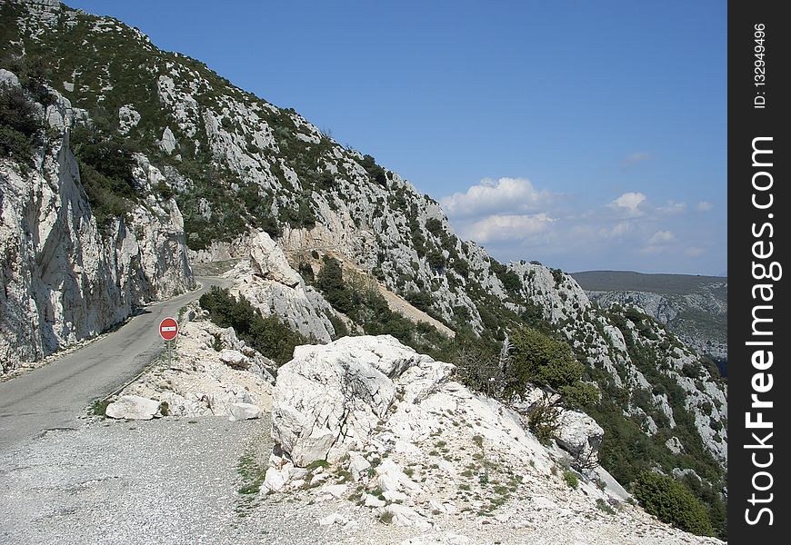Rock, Geological Phenomenon, Cliff, Mountain