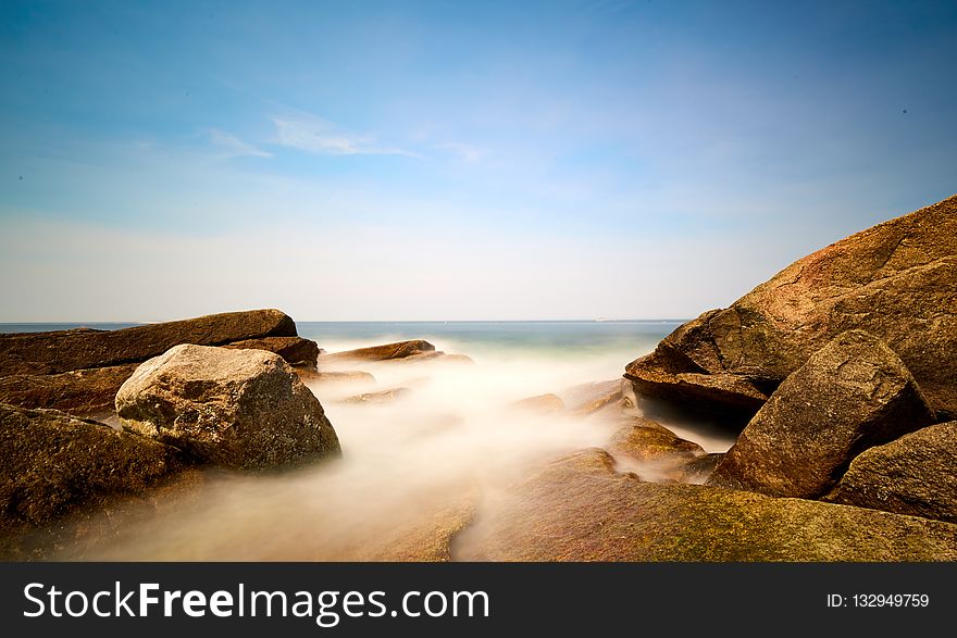 Sea, Body Of Water, Sky, Water