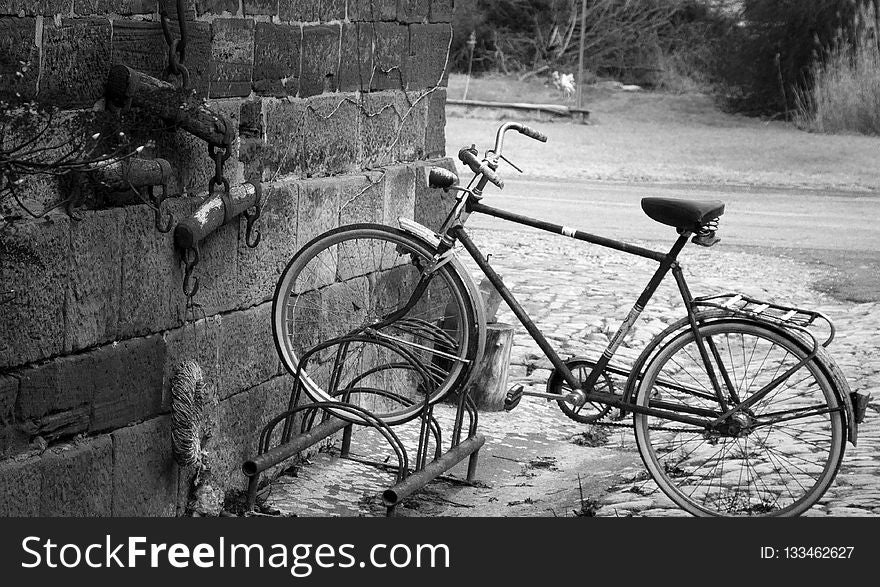 Land Vehicle, Bicycle, Black And White, Road Bicycle