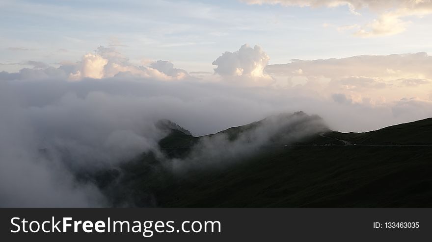 Sky, Ridge, Cloud, Highland