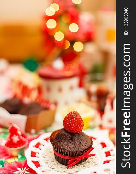 750+ Christmas family tree Free Stock Photos - StockFreeImages