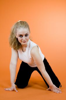 Exercising Blond Royalty Free Stock Images Exercising Blond Royalty Free Stock Images