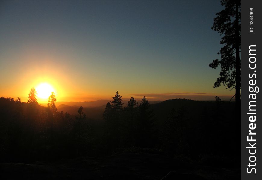 A spectacular sunset in Yosemite National Park. A spectacular sunset in Yosemite National Park.