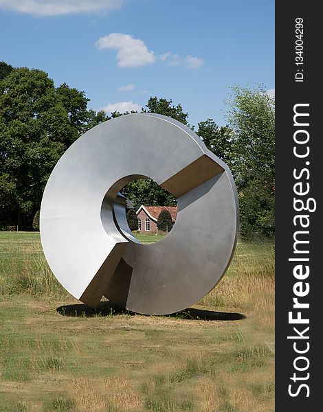 Sculpture, Grass, Sky