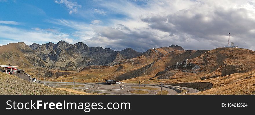 Highland, Mountain Pass, Mountainous Landforms, Mountain Range