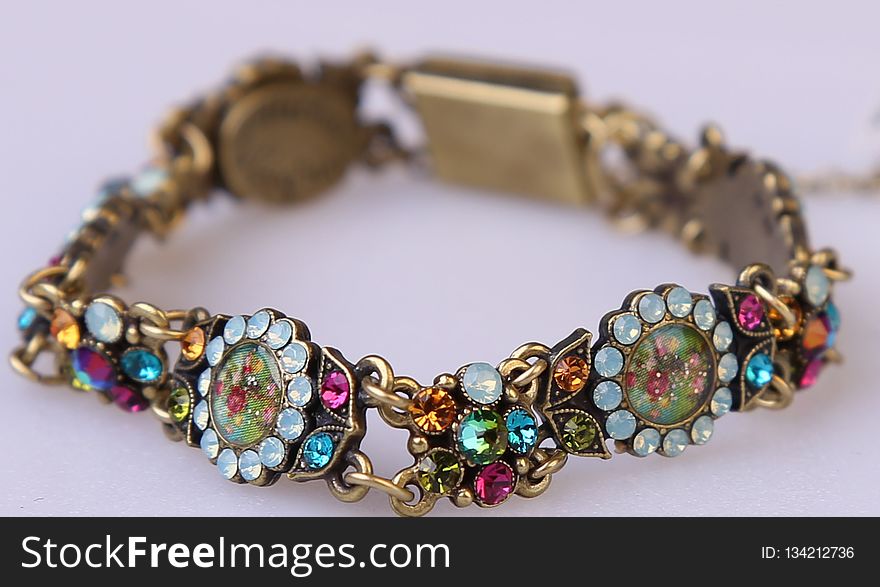 Jewellery, Fashion Accessory, Bracelet, Gemstone