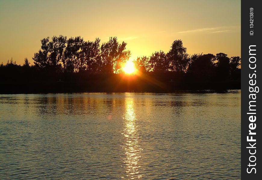 Reflection, Water, Body Of Water, Sky